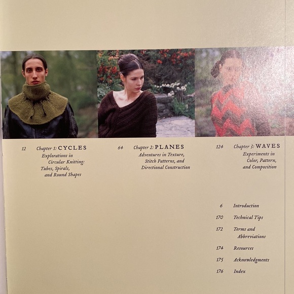 Loop-d-Loop Knitting Pattern Book - Picture 3 of 9